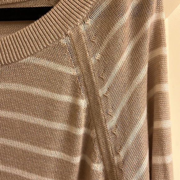 EUC Lululemon Post Savasana Striped Tan White Pullover Sweater- Size 6 - Picture 9 of 13